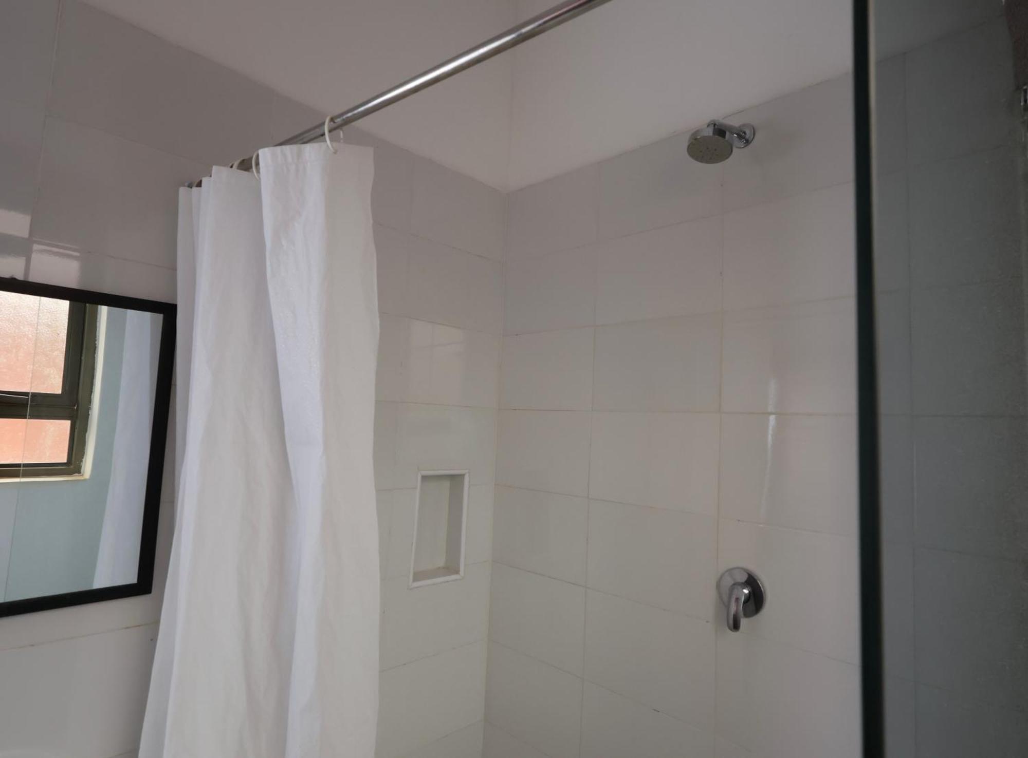 Bon Bini Residence Kampala Ngoại thất bức ảnh