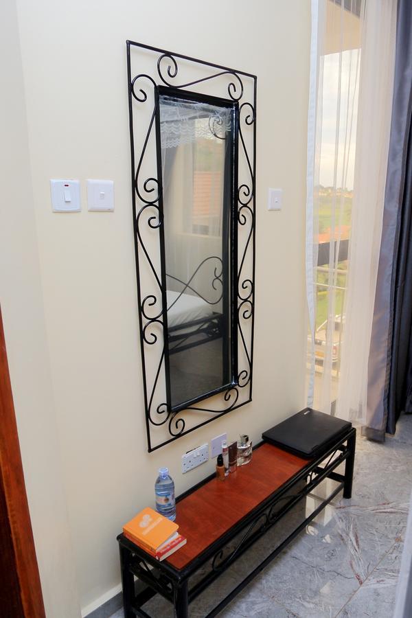 Bon Bini Residence Kampala Ngoại thất bức ảnh